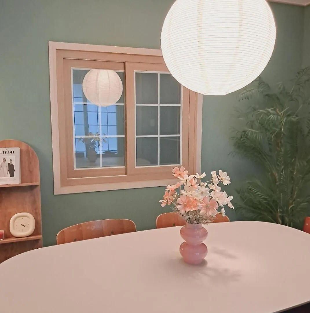 Feel Better, Gwangalli Busan Villa